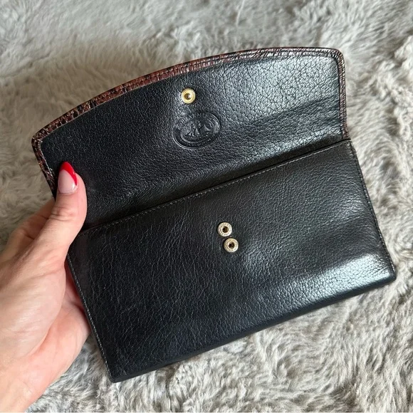 Brahmin Two-Tone Leather Tri-Fold Wallet Croc - Picture 16 of 16